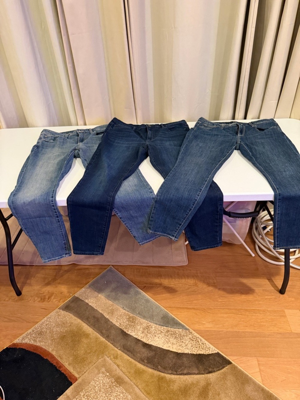 Bundle of (3) Women’s Blue Denim Jeans - Curvy True Skinny size 32